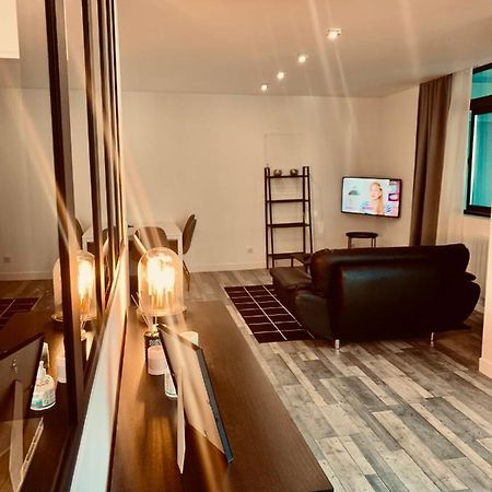 Superbe Appartement En Hyper Centre De Charleville Экстерьер фото