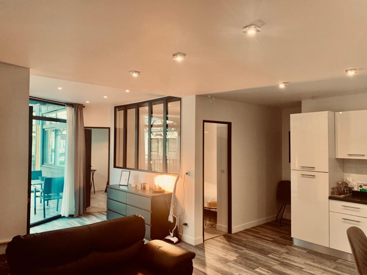 Superbe Appartement En Hyper Centre De Charleville Экстерьер фото