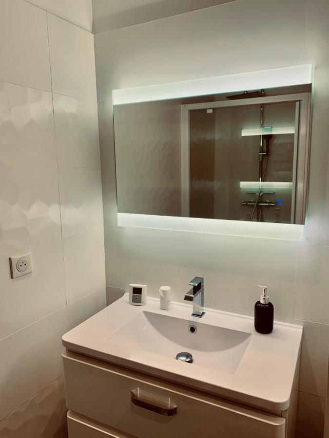 Superbe Appartement En Hyper Centre De Charleville Экстерьер фото