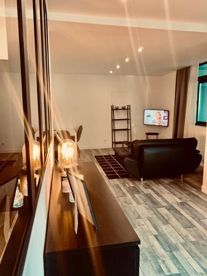 Superbe Appartement En Hyper Centre De Charleville Экстерьер фото